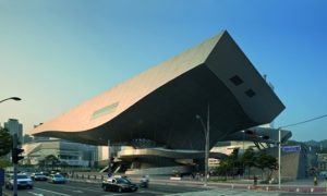 نمونه موردی مرکز سینمایی بوسان